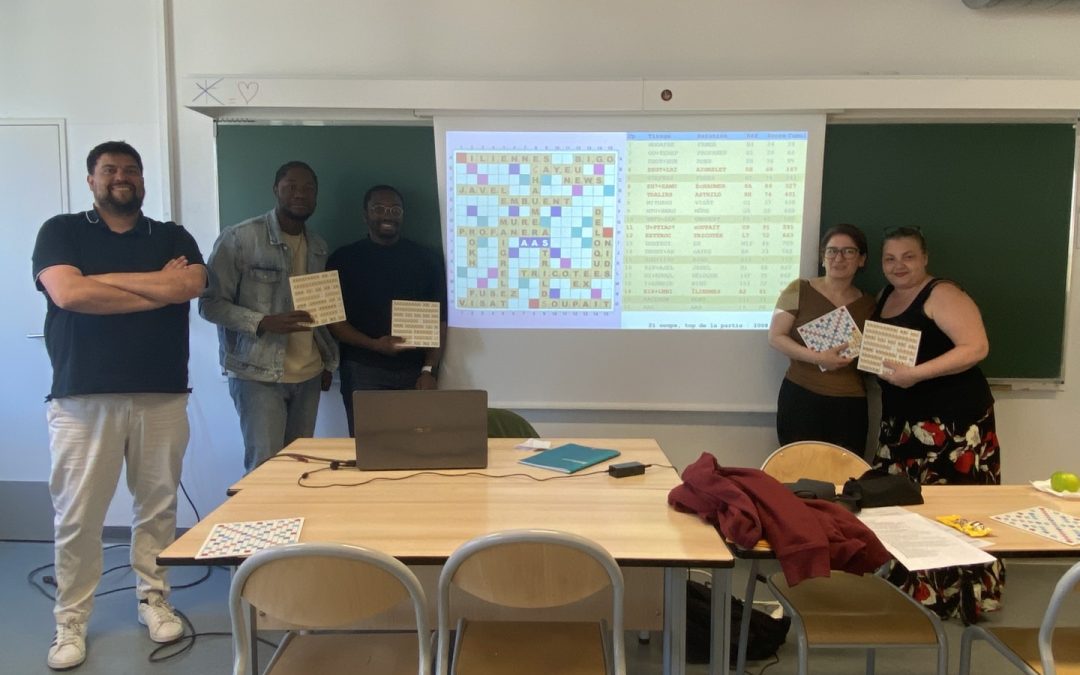 Activité Scrabble à l’EIDD : une pause ludique entre étudiants et personnels