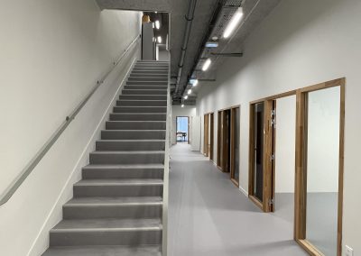 Après travaux - couloir du rez-de-chaussée