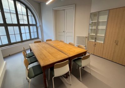 Après travaux - salle de réunion au rez-de-chaussée