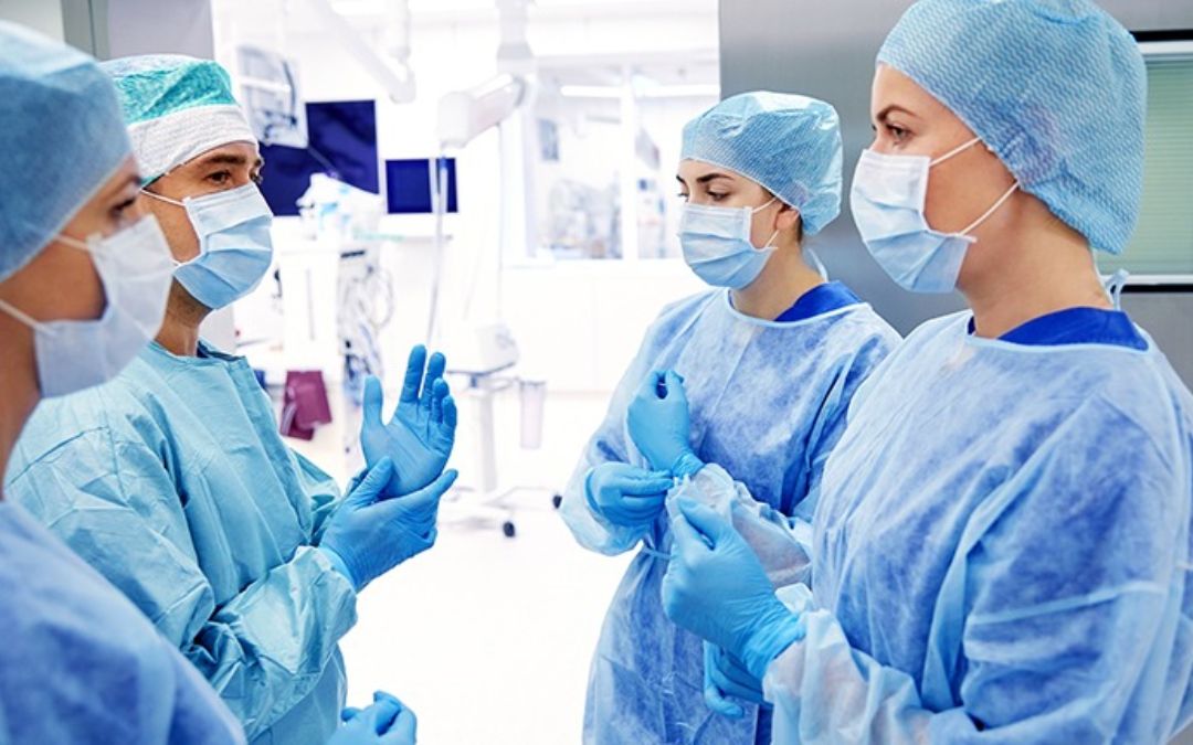 Contentions en réanimation : réduire leur usage n’améliorerait pas le pronostic des patients