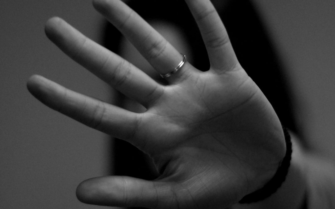 La prise en compte des violences conjugales dans les entreprises, un défi expliqué par Séverine Lemière