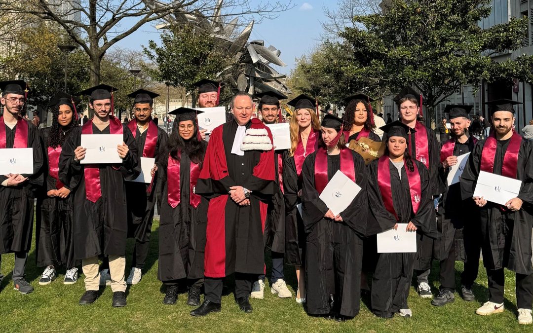 Jour de fête sur le campus des Grands Moulins pour la cérémonie de remise des diplômes