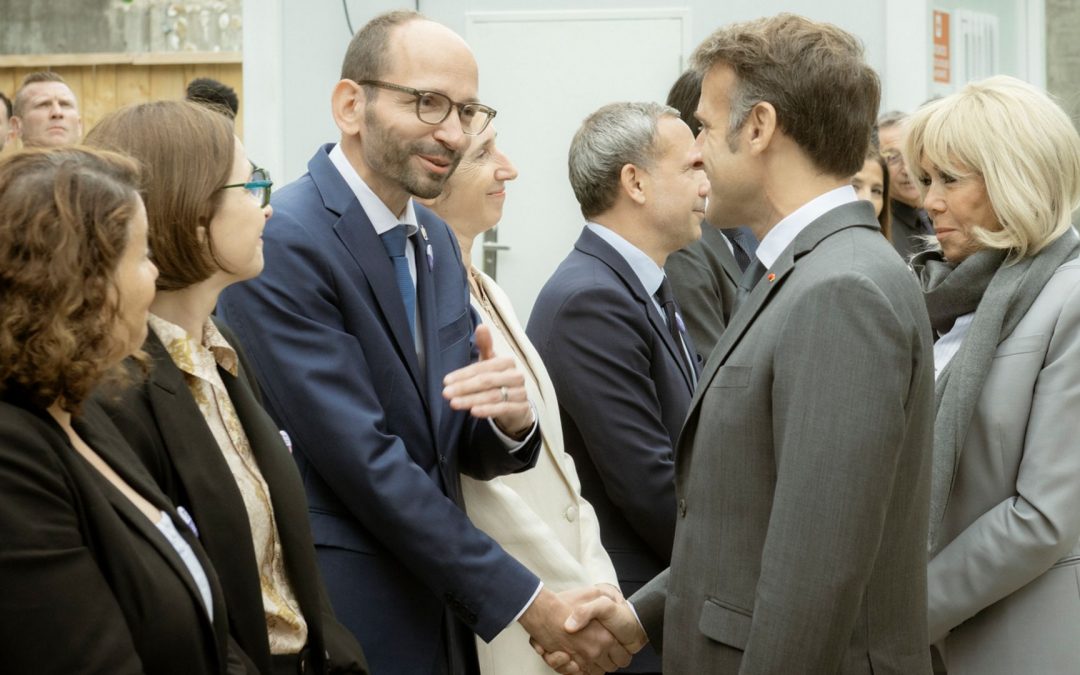 Le Président de la République Emmanuel Macron a posé la première pierre de l’Institut Robert-Debré du Cerveau de l’Enfant
